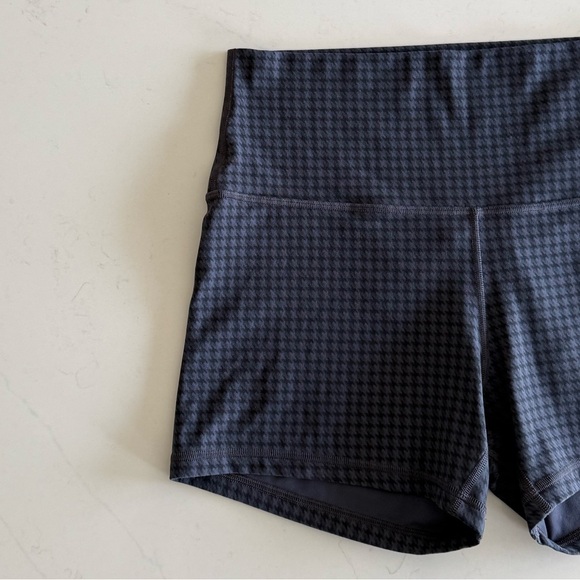 lululemon align 4” houndstooth - Picture 3 of 15